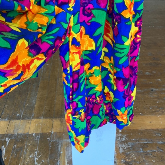 Vintage, colorful floral, cropped wide leg, two piece set - Picture 9 of 10